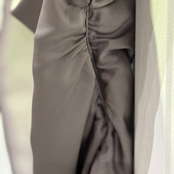 Abercrombie & Fitch Satin Cowl-Neck Top – Grey (Size M) - Picture 2 of 9